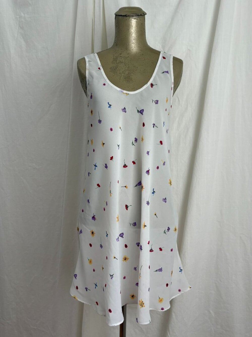 Vintage Josie by Natori Sheer White Dainty Floral Lingerie Nightgown Coquette S